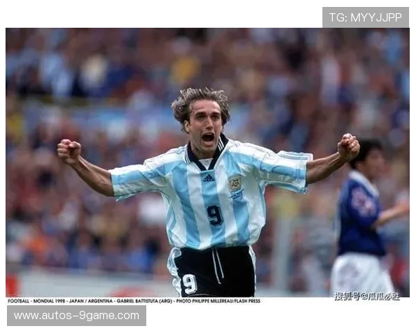 足球球星惊艳球技瞬间盘点每个动作都让人惊叹不已